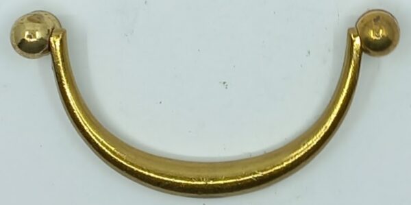 Poignée laiton 24.110,  rustique, poli, E/A de 58 à 120mm.