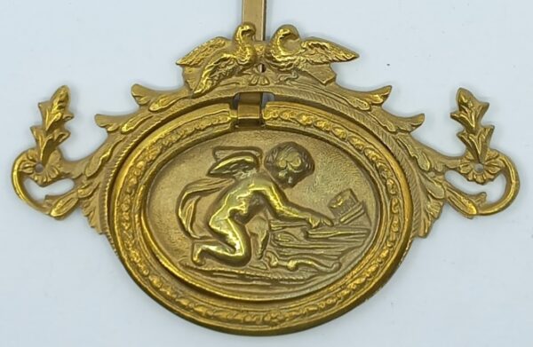 Poignée laiton 24.706.1  bronze Ls XVI, poli, dim. 123x76mm, attache à lacet.