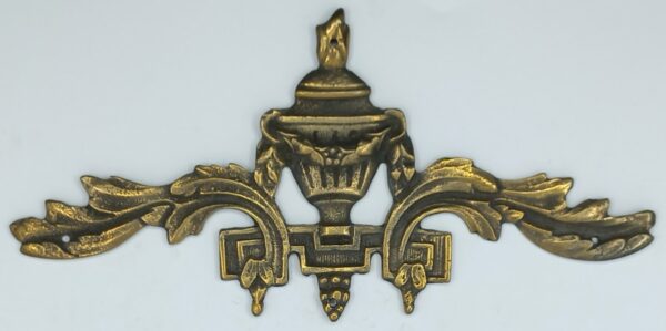 Tablier bronze 30.431.1  Louis XVI, patiné, 205x100mm.