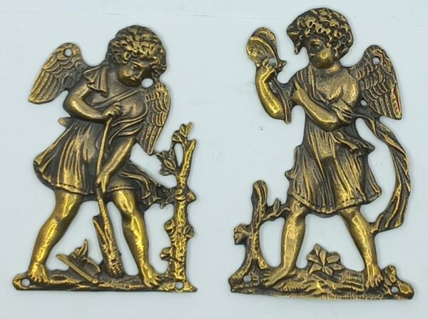 Motif, bronze 30.537.1  Empire, patiné, dim. 55x80mm H.  prix de la paire.