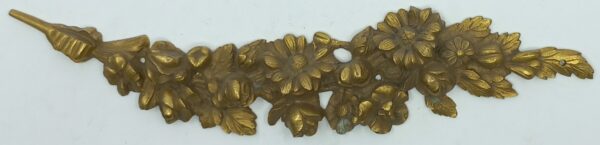Motif, bronze, 30.454.1  Louis XVI, patiné, 230x55mm  G+D, par paire seulement.