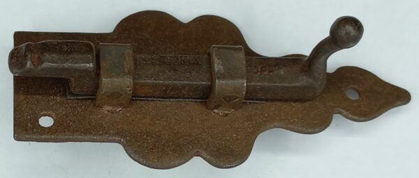 Targette,   10.912.1 fer vieilli, 92x40mm, coudée 9mm.