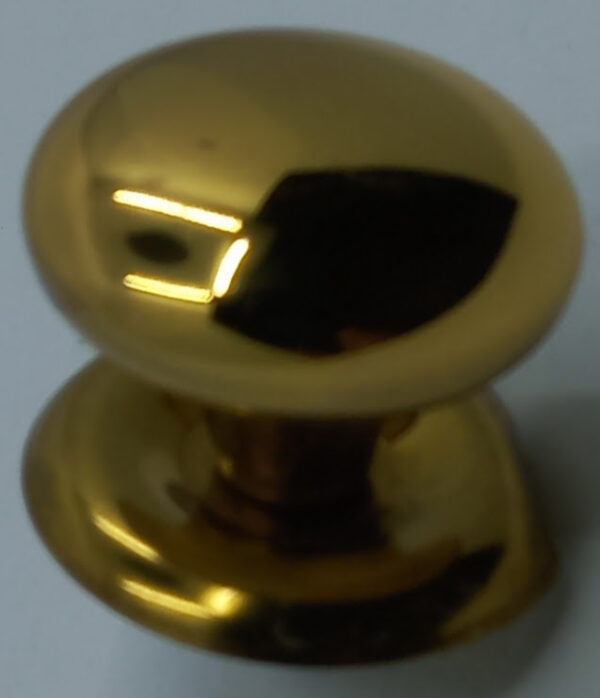 Bouton laitonné 14.178  embouti, poli, diamètre 22-25-32-38mm, avec rosace, pour vis M4.
