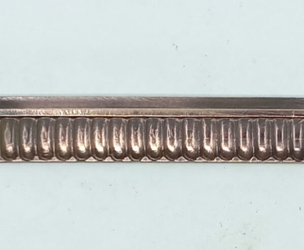 Moulure bronze 30.122.1  Godrons 11,5x3mm, massif, brut, prix par cm'.