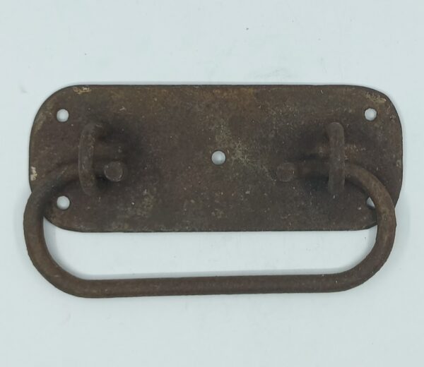 Poignée fer 26.251.1, rouillé et ciré, dim. 100x60mm.